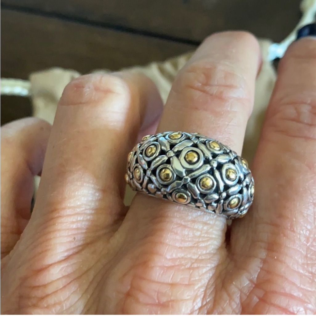 Qvc Purchased 18k Sterling Silver Ring Size 7 165$